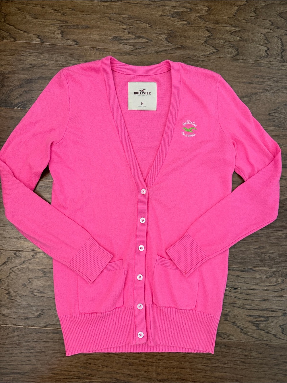 Hollister Preppy Y2K Bright Barbie Pink M V-Neck Button Cardigan with Logo - Picture 2 of 9